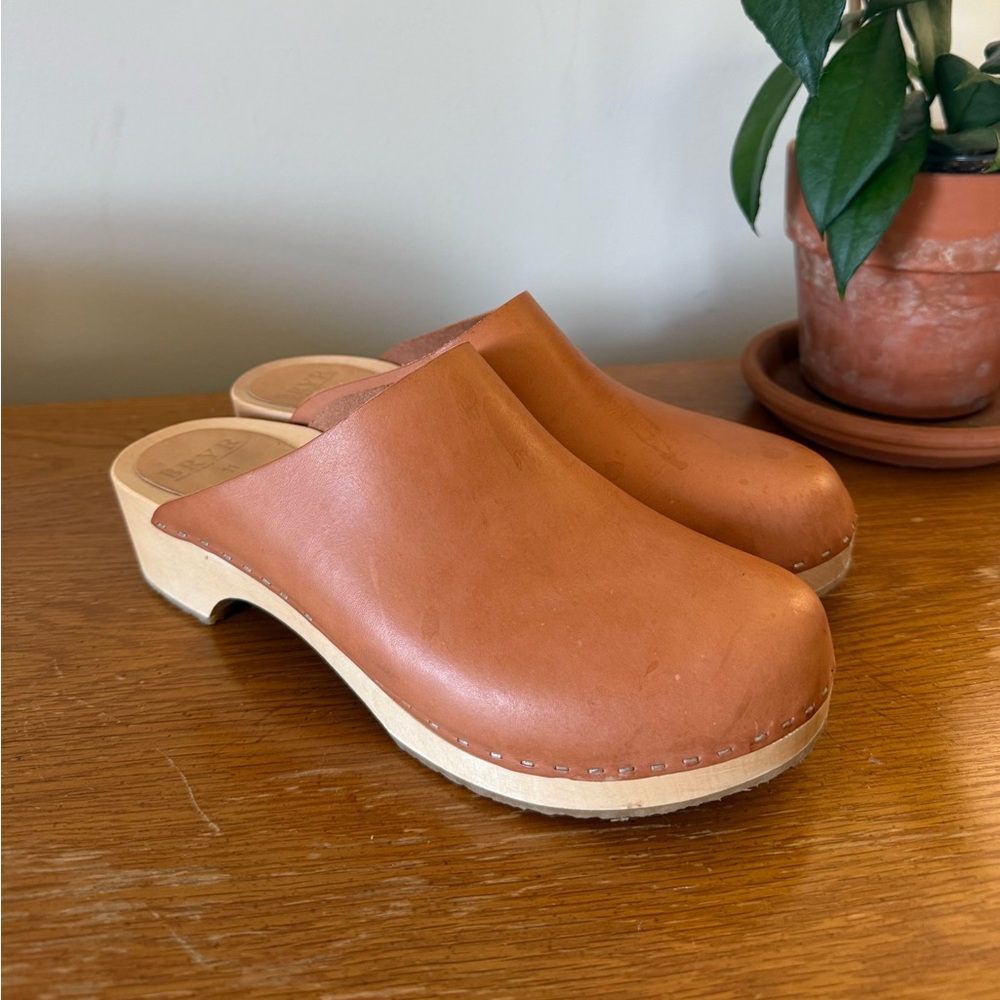 Bryr Worker Clog in Natural